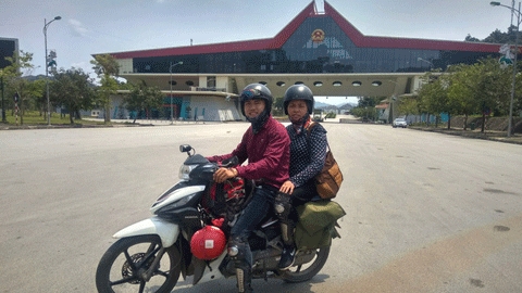 Road trip moto Vietnam d’un garçon avec sa mère